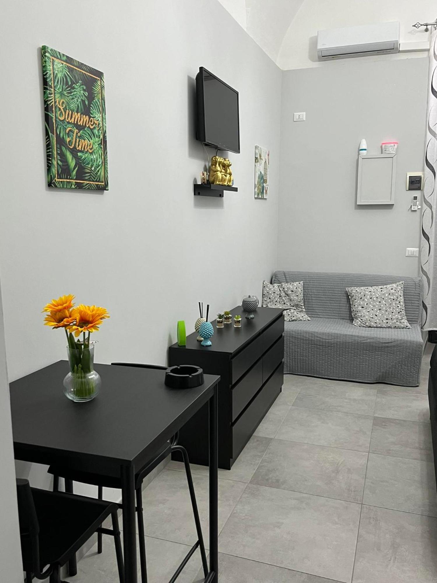 Casa Vacanze I 4 Diamanti Room 1 Catania Exterior photo