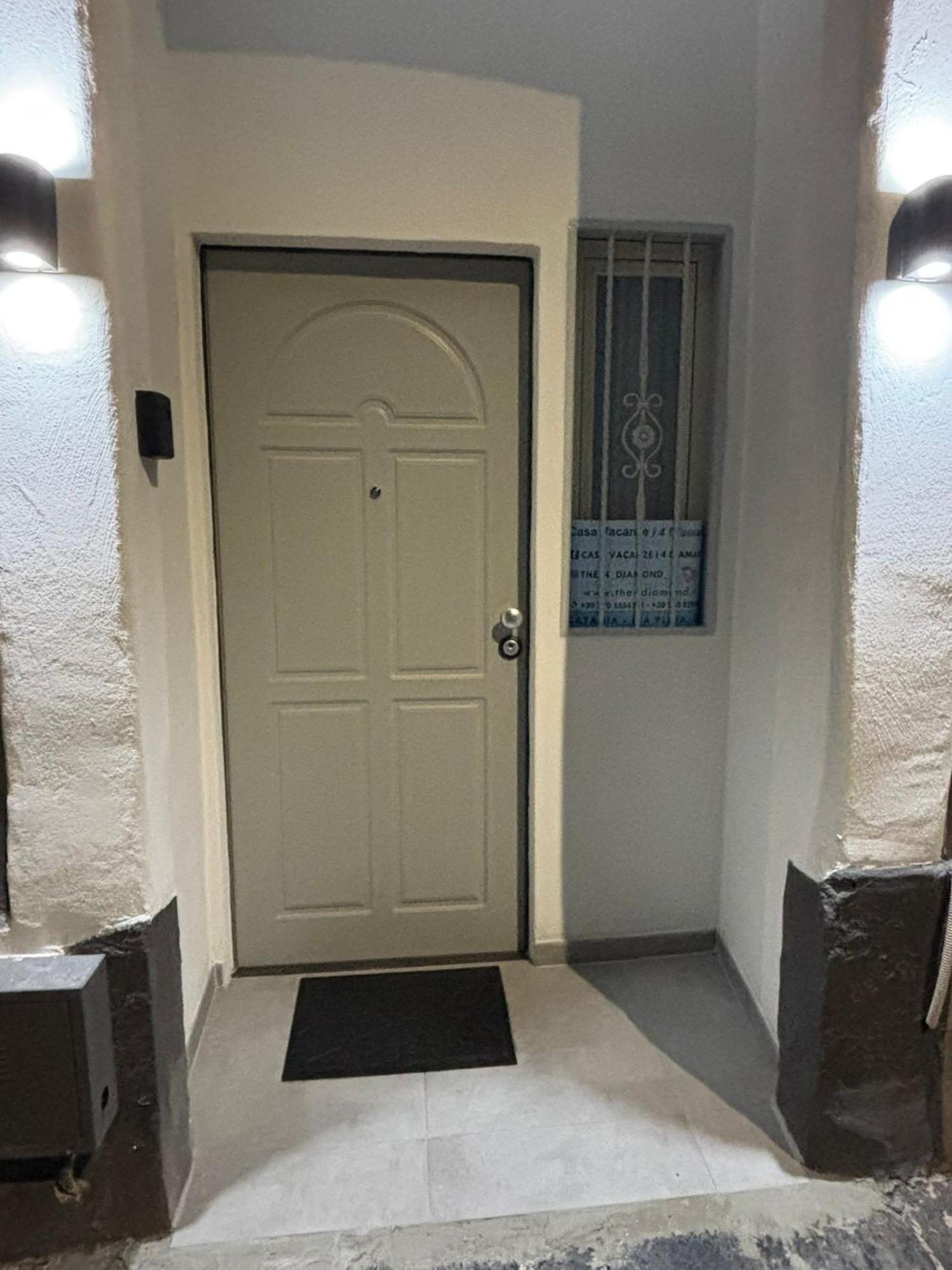 Casa Vacanze I 4 Diamanti Room 1 Catania Exterior photo